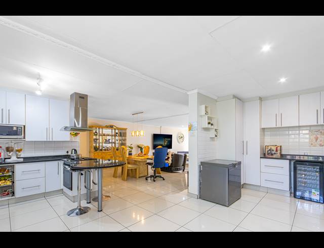 4 BEDROOM HOUSE FOR SALE IN BOSKRUIN